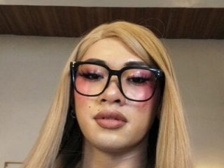 Alluring_Carmela live webcam thumbnail