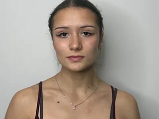 AlonaKuni live webcam thumbnail