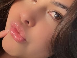 Alyaa_s live webcam thumbnail