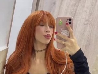 Alyycefav live webcam thumbnail
