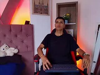 alan_colthon live webcam thumbnail