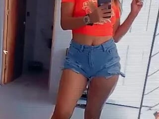 alana_gloow live webcam thumbnail