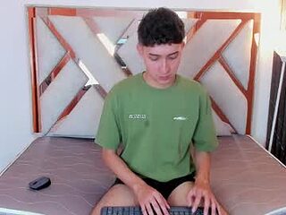 alantaylorr_ live webcam thumbnail