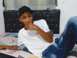 alejandrito_king live webcam thumbnail