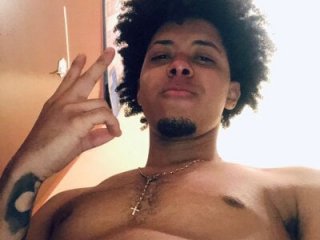 alejandro31727 live webcam thumbnail