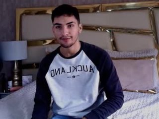 alekruizx live webcam thumbnail