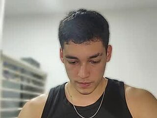 aleshk123 live webcam thumbnail