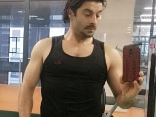 alex10alexx live webcam thumbnail