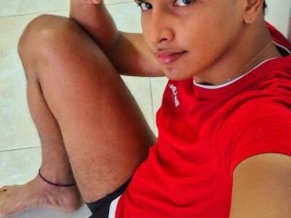 alex_245711 live webcam thumbnail
