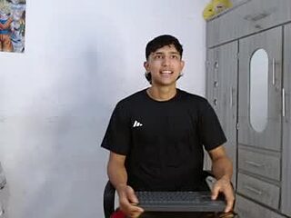 alex_martin47 live webcam thumbnail