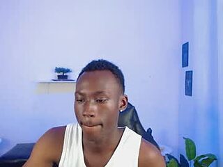 alexaandro18 live webcam thumbnail