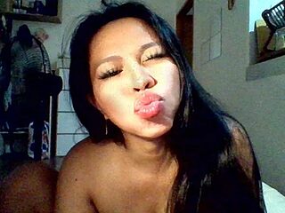 alexababyxx live webcam thumbnail