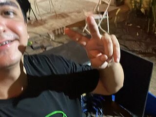 alexhhot222 live webcam thumbnail