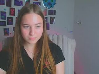 alice_dreamofu live webcam thumbnail