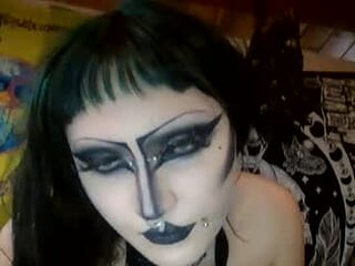 alicectomyy live webcam thumbnail
