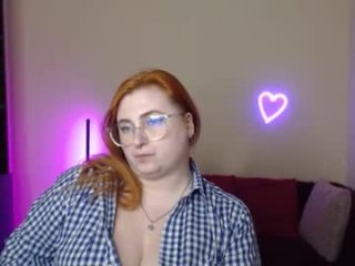 aliciaaared_kis live webcam thumbnail