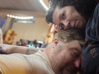 alienbunny live webcam thumbnail