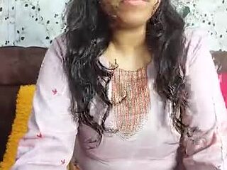 alinna400 live webcam thumbnail