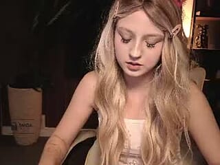 alisele live webcam thumbnail