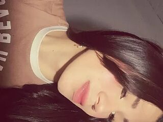 alisstarr live webcam thumbnail