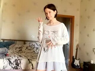 allisonbreese live webcam thumbnail