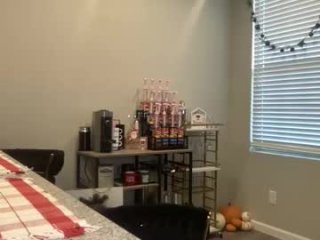 allymaeeee live webcam thumbnail