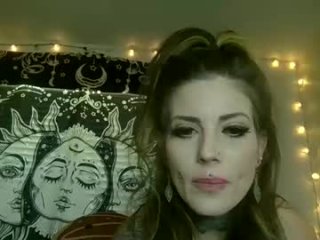 allymoon1369 live webcam thumbnail