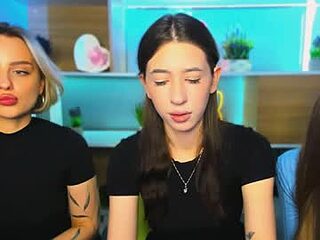 alma_heart live webcam thumbnail