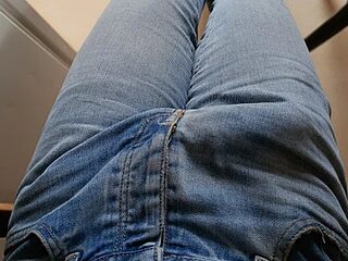 alpha69098 live webcam thumbnail