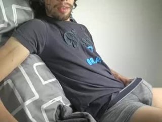 alphafindomhot live webcam thumbnail