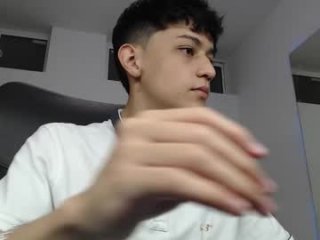 alyxen live webcam thumbnail