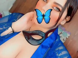 AMBER_GLAM live webcam thumbnail