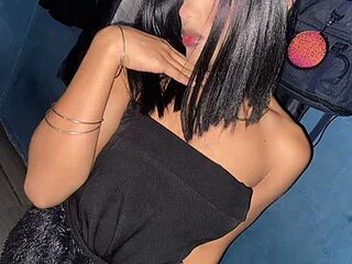 Amanda_Victoria live webcam thumbnail