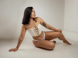 AmaraValenti live webcam thumbnail