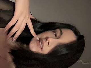 Amazing_Reyna live webcam thumbnail