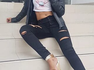 Amber_Ash live webcam thumbnail