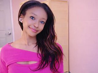 Amber_Fae live webcam thumbnail