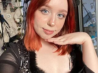 Amber__Fox live webcam thumbnail