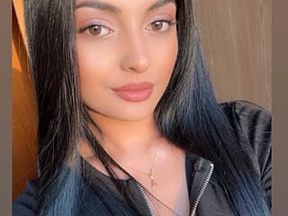 Ambra-Long live webcam thumbnail
