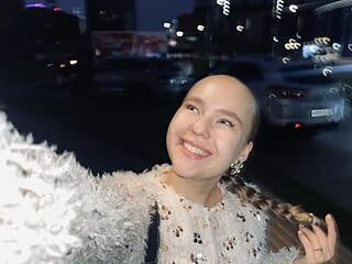 AmeliaOakheart live webcam thumbnail