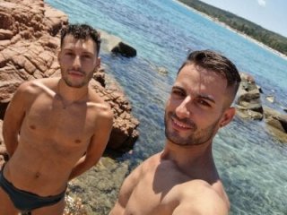 Amicisegreti2 live webcam thumbnail