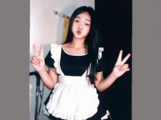 Amomentoflust99 live webcam thumbnail