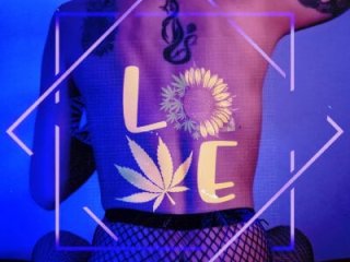 AmorMortal live webcam thumbnail