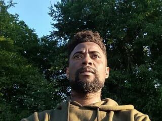 Amou215 live webcam thumbnail