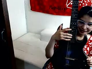 amala_hotti live webcam thumbnail