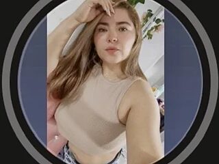 amberr_mooon live webcam thumbnail
