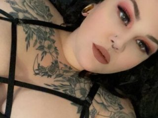 amberusagi live webcam thumbnail