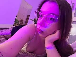 ameliaamell live webcam thumbnail