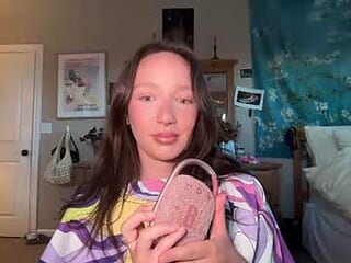ameliagrace8 live webcam thumbnail