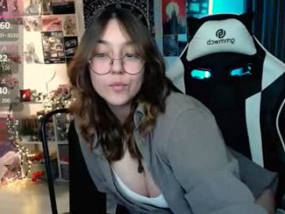 ameliameadd live webcam thumbnail